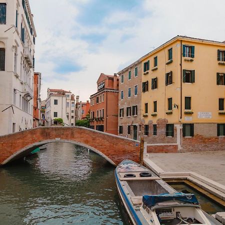 Canale View Apt - S. Agostino Venesia Bagian luar foto
