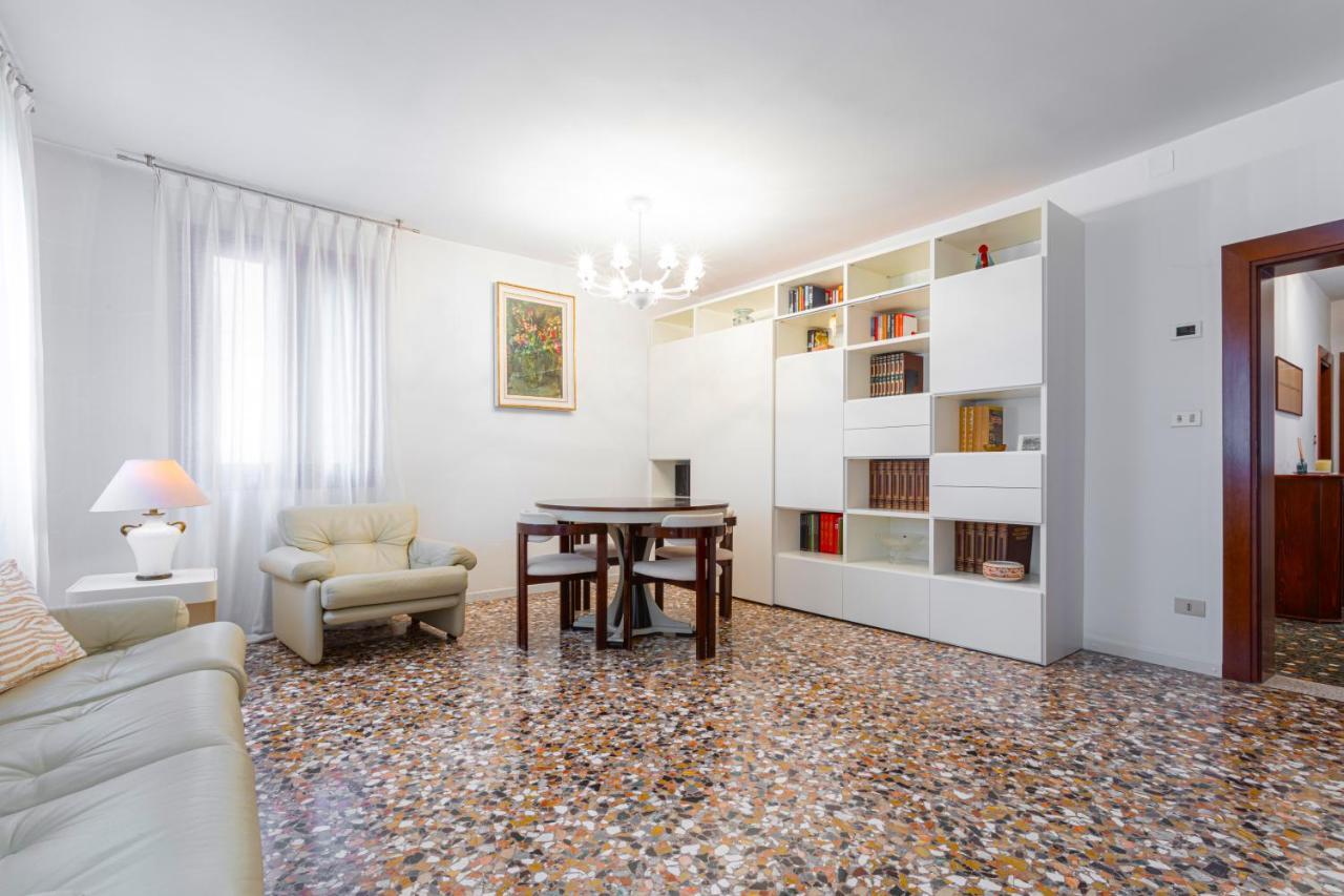 Canale View Apt - S. Agostino Venesia Bagian luar foto