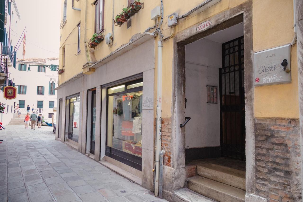 Canale View Apt - S. Agostino Venesia Bagian luar foto